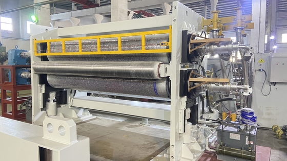 Μια μηχανή φ420×2020mm ημερολογιακών κυλίνδρων μηχανών για το μη υφανθε'ν ύφασμα