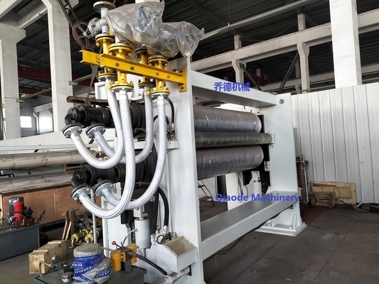 Βιομηχανική μη υφανθείσα μηχανή 420×2020 αποτύπωσης σε ανάγλυφο υφάσματος